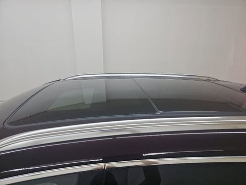 Used 2023 Buick Envision Avenir image 2