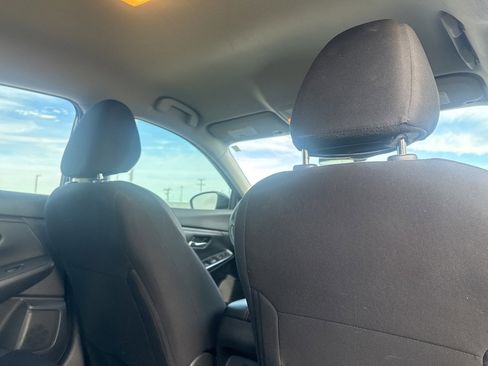 Certified 2023 Nissan Sentra SR w/ Midnight Edition Package image 15