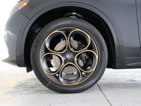 New 2025 Alfa Romeo Stelvio Sprint image 44