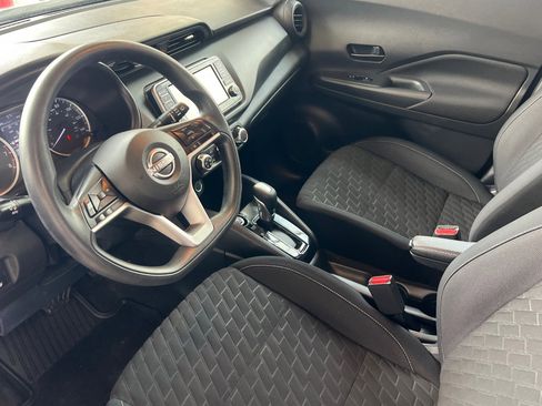 Used 2022 Nissan Kicks S image 7