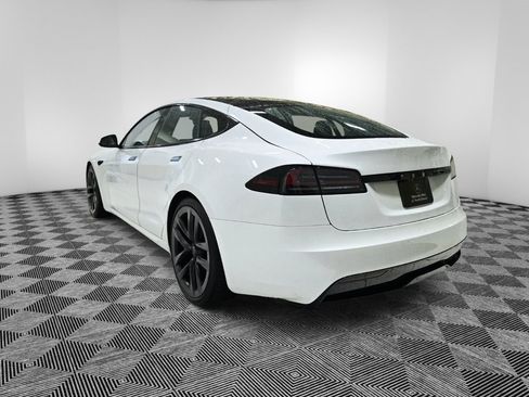 Used 2023 Tesla Model S image 3
