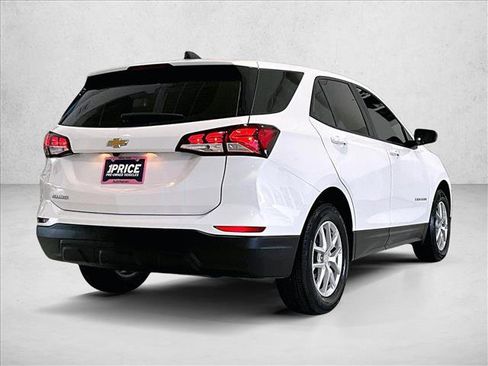 Used 2024 Chevrolet Equinox LS image 2