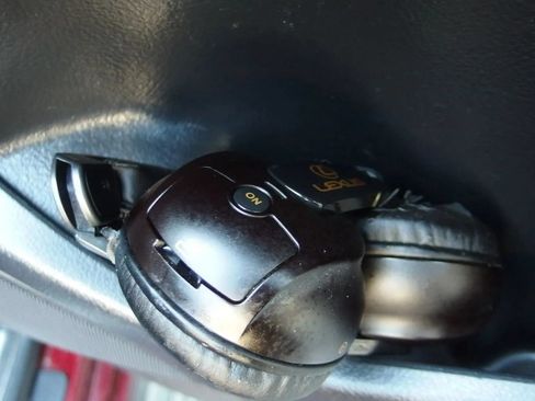 Used 2011 Lexus LX 570 4WD w/ Luxury Pkg image 52