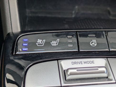 Certified 2023 Hyundai Tucson Limited FWD image 24