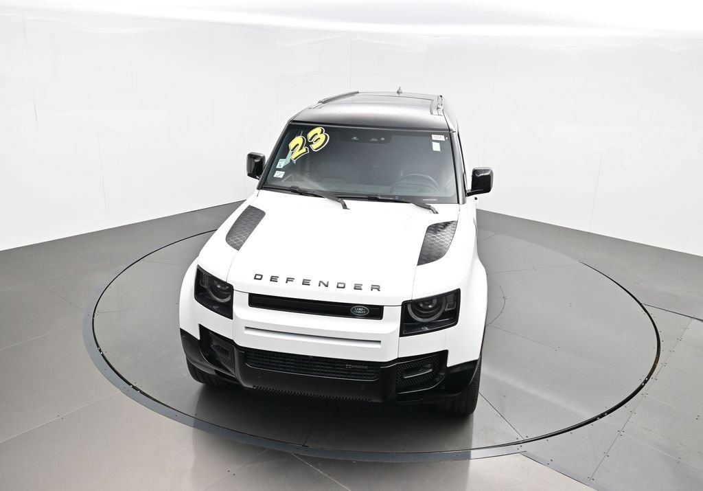 Used 2023 Land Rover Defender 130 X-Dynamic SE AWD/4WD image 46