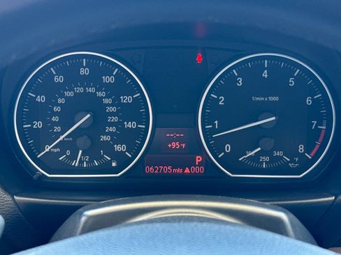 Used 2008 BMW 135i Convertible RWD image 21