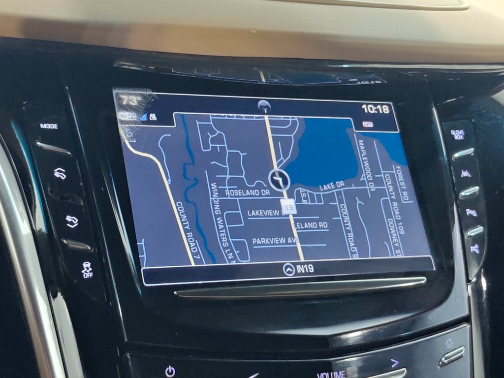 Used 2018 Cadillac Escalade Platinum AWD/4WD image 43