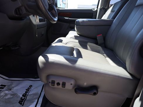 Used 2007 Dodge Ram 2500 Truck Laramie AWD/4WD image 11