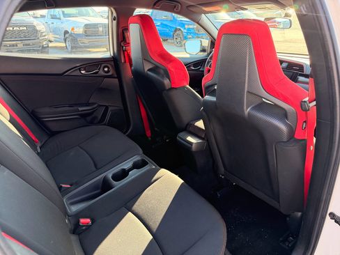 Used 2019 Honda Civic Type R image 17