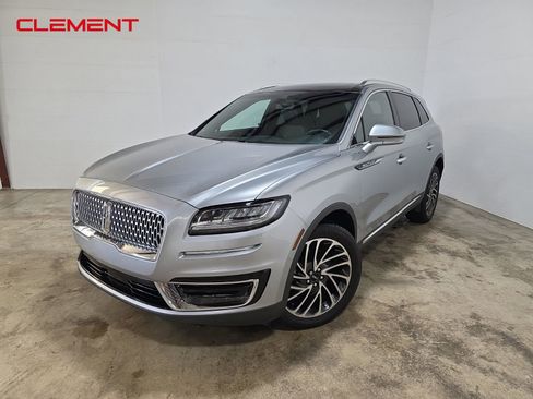 Used 2020 Lincoln Nautilus Reserve image 1