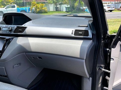 Used 2015 Honda Odyssey EX-L image 16