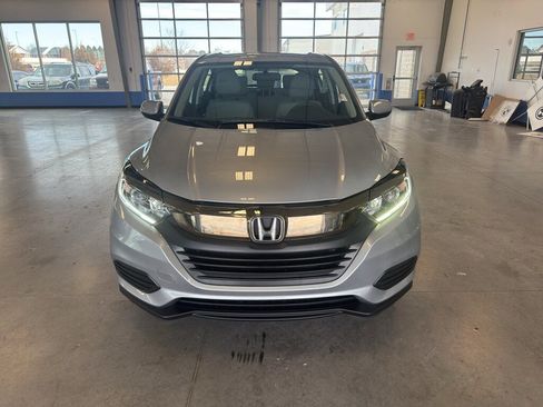 Used 2021 Honda HR-V LX image 8