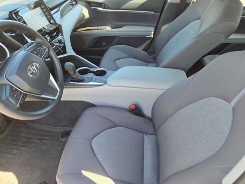 Used 2024 Toyota Camry LE FWD image 11
