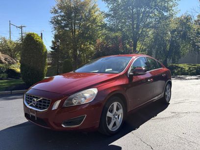 Used 2012 Volvo S60 T5 w/ Climate Pkg