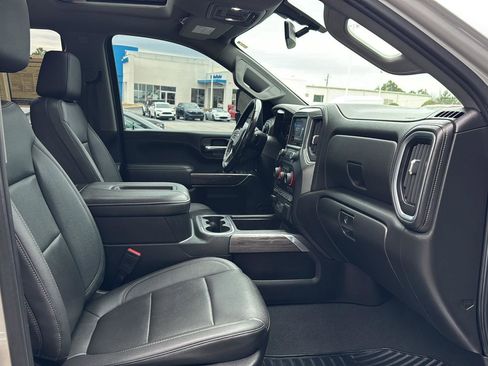 Used 2022 Chevrolet Silverado 2500 LTZ w/ LTZ Convenience Package image 10