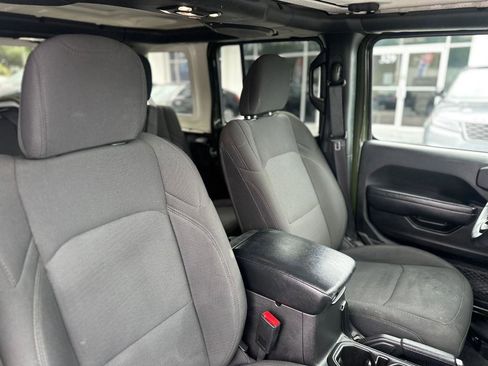 Used 2023 Jeep Wrangler Unlimited w/ Cold Weather Group AWD/4WD image 14