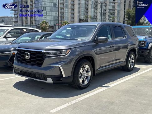 Used 2025 Honda Pilot EX-L image 13