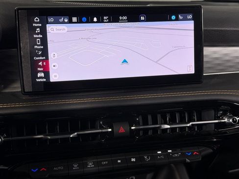 Used 2024 Alfa Romeo Tonale Ti image 18