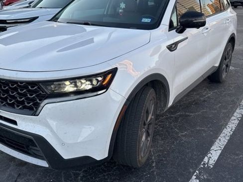 Used 2021 Kia Sorento SX Prestige image 4