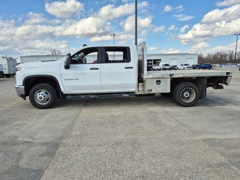 Used 2023 Chevrolet Silverado 3500 W/T w/ WT Fleet Convenience Package image 4