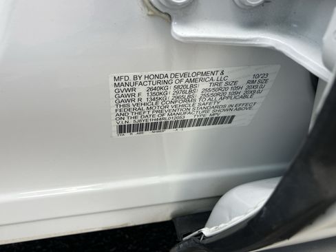 Used 2024 Acura MDX SH-AWD w/ Technology Package image 31