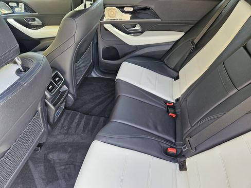 Certified 2024 Mercedes-Benz GLE 450 4MATIC image 30