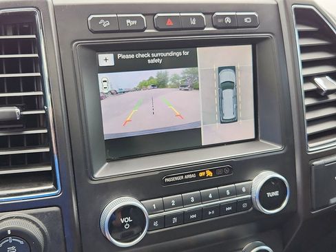 Used 2019 Ford Expedition Max Limited w/ Equipment Group 303A AWD/4WD image 25