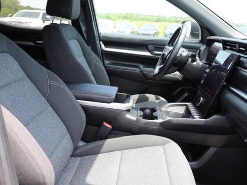 Used 2025 GMC Terrain Elevation AWD/4WD image 14