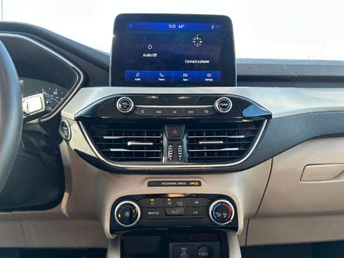 Certified 2022 Ford Escape SE image 26