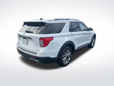 Used 2024 Ford Explorer Limited image 6