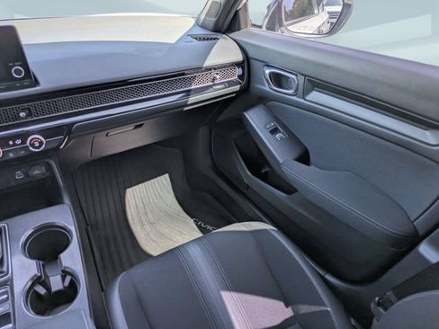 Used 2024 Honda Civic Sport image 17