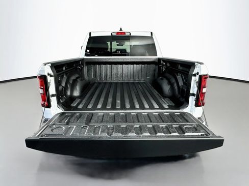 New 2026 RAM 1500 Express AWD/4WD image 15