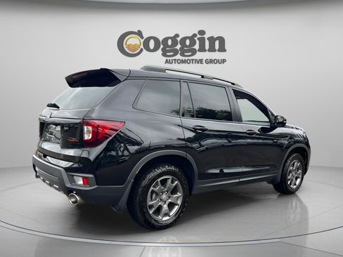 Certified 2024 Honda Passport TrailSport image 5