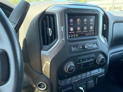 Used 2023 Chevrolet Silverado 1500 Custom Trail Boss w/ LPO, Dark Essentials Package AWD/4WD image 6