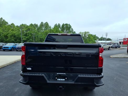 Used 2024 Chevrolet Silverado 1500 Custom w/ LPO, Dark Essentials Package AWD/4WD image 6