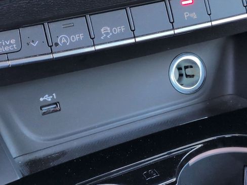 Used 2023 Audi A4 2.0T Premium image 27