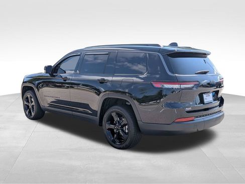 Used 2026 Jeep Grand Cherokee L Limited w/ Limited Altitude Package RWD image 6