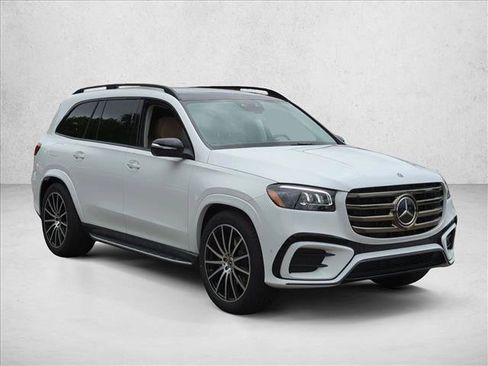 New 2026 Mercedes-Benz GLS 450 4MATIC image 7