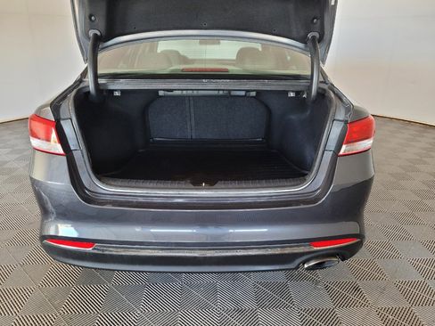 Used 2017 Kia Optima LX FWD image 29
