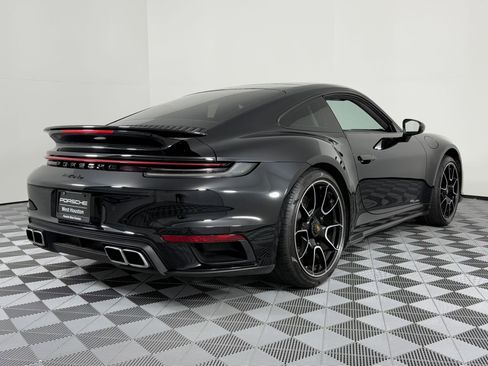 Used 2022 Porsche 911 Turbo image 9