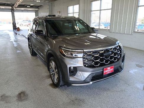 Certified 2025 Ford Explorer Platinum w/ Ultimate Package image 2