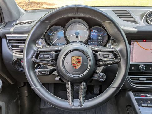 Certified 2024 Porsche Macan GTS AWD/4WD image 7