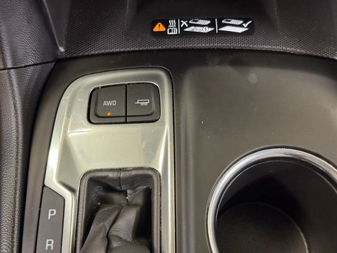 Used 2019 Chevrolet Equinox Premier image 39