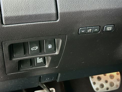 Used 2015 Lexus RX 350 F Sport w/ Navigation Package image 17