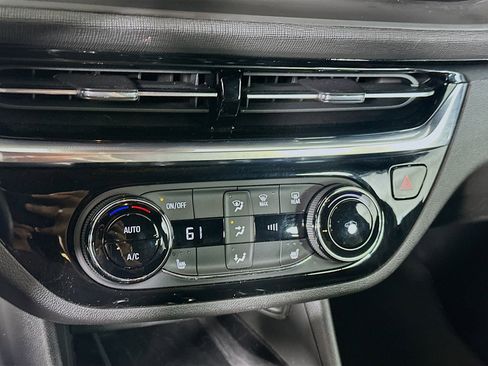 Used 2024 Buick Envista Sport Touring w/ Convenience I Package image 23