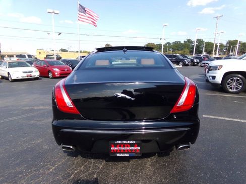 Used 2013 Jaguar XJ AWD image 4