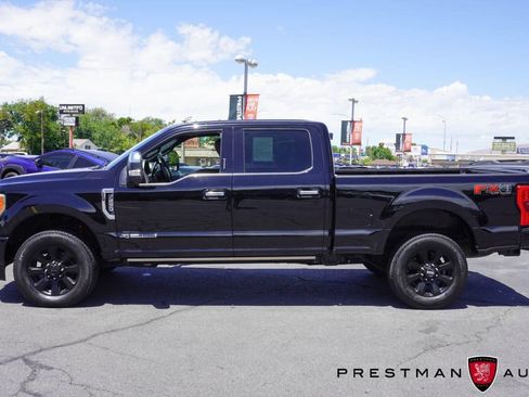 Used 2017 Ford F250 Platinum w/ Platinum Ultimate Package AWD/4WD image 21