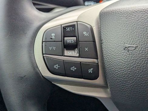 Used 2025 Ford Explorer Active RWD image 26