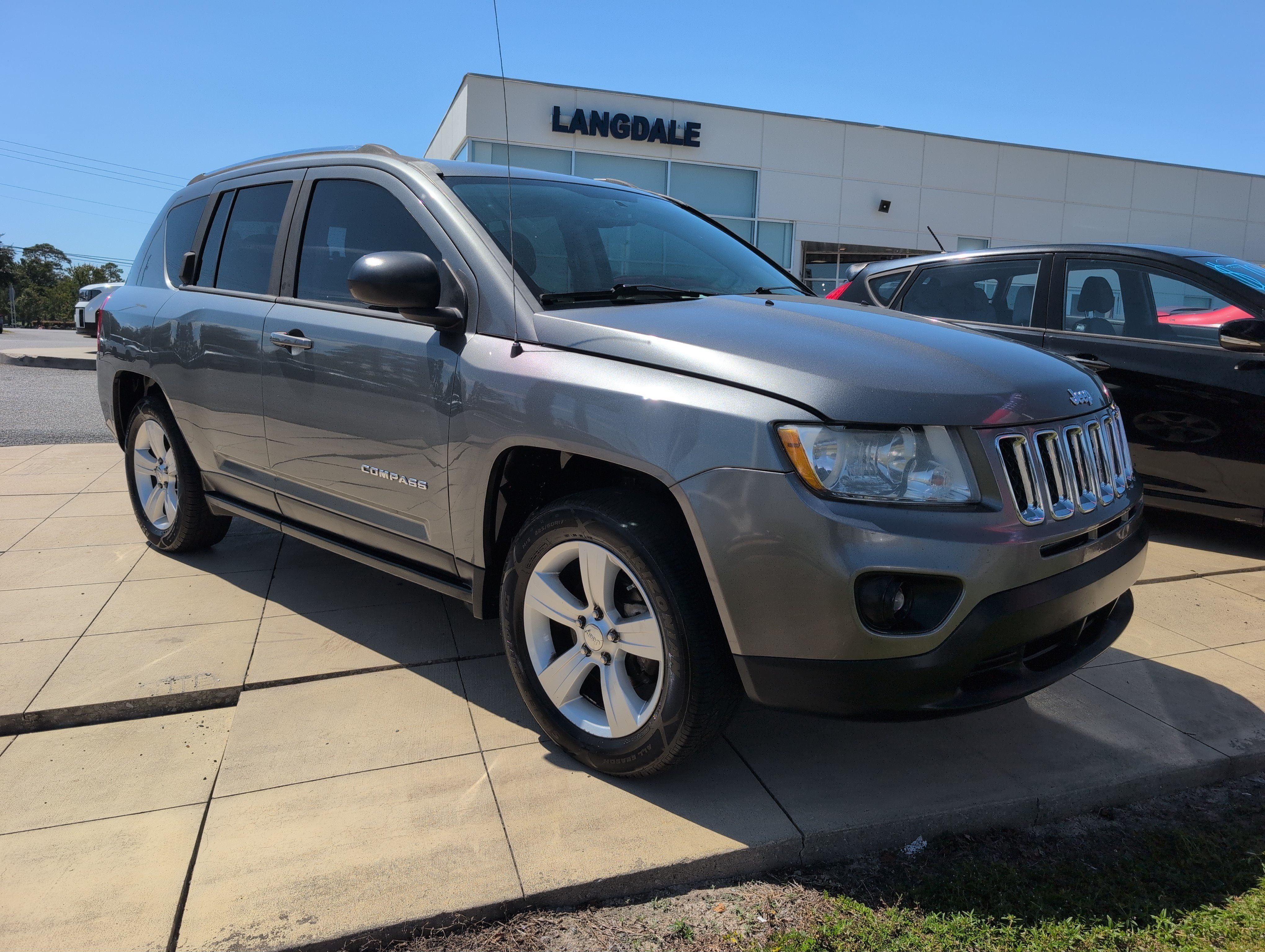 Used 2011 Jeep Compass 2WD image 1