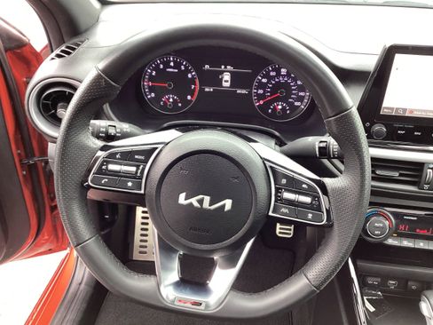 Used 2024 Kia Forte GT-Line w/ GT-Line Premium Package image 15